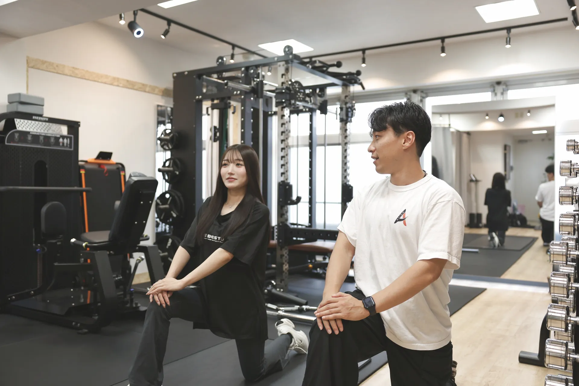 赤澤トレーナーによるパーソナル指導の様子